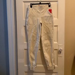 Spanx Stretch Twill Cargo Jogger - Brand new, Never worn, Size Medium